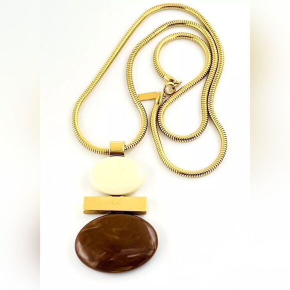 Jewelry - Vintage 1976 Avon Polished Ovals Necklace S M Kent Collection Excellent